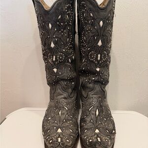 Corral 8.5 Women’s Snip toe boots